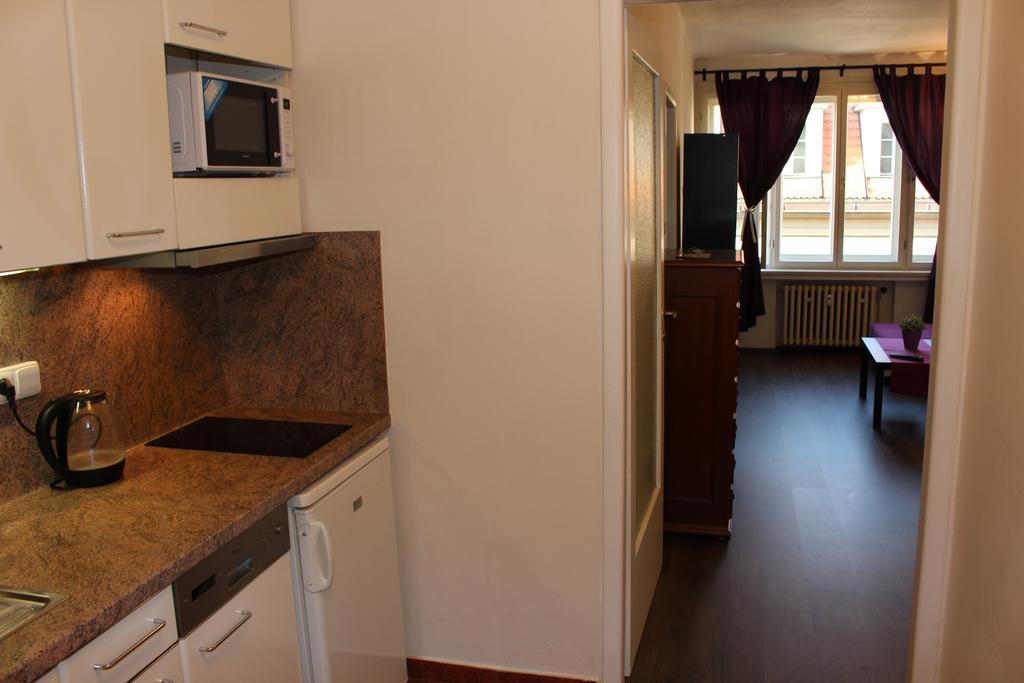 Go Native Prague Apartment Eksteriør bilde